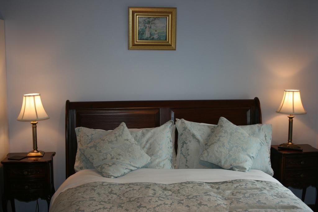 Avarest Bunratty B&B Шеннон Номер фото
